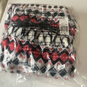 Vera Bradley Throw Blanket in Penguins Intarsia pattern